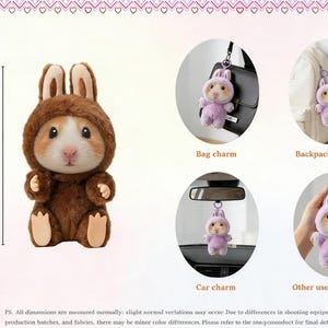 Pu&ograve; includere: Un cartello in legno rustico con la scritta "Welcome to our home" in lettere bianche. Il cartello presenta una finitura invecchiata e un design semplice e invitante, perfetto per la decorazione della porta d'ingresso.