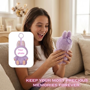 Portachiavi di peluche personalizzato Pet&Labubu, bambola con ritratto personalizzato, regalo ricordo per un amico, ciondolo a forma di porcellino d'India per borsa immagine 12