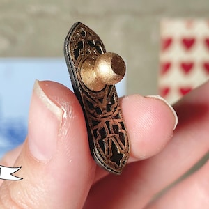 STL file dollhouse art deco door plate with knob, 3d resin print