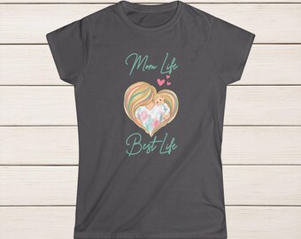 Mom Life Heart Illustration T-Shirt | Mother and Child Watercolor Graphic Tee