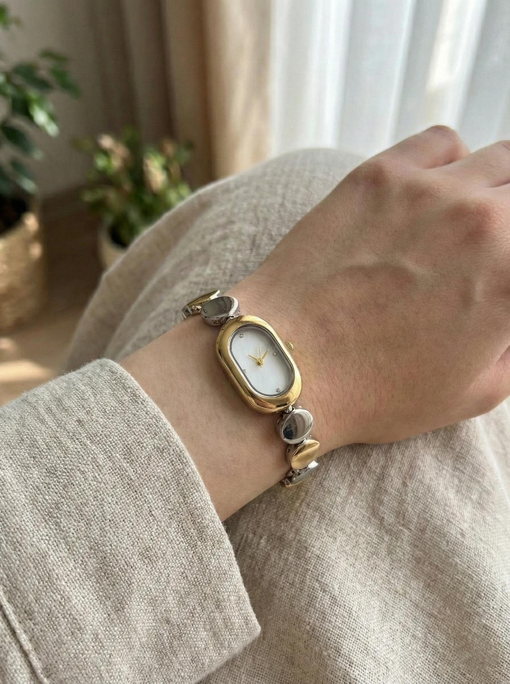 Womens Vintage Oval Watch Silver - Etsy display picture 1