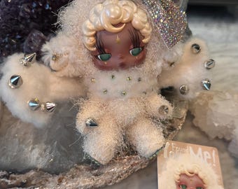 カスタム スカルパンダ YFM ガラスラインストーン「サンドマン」。