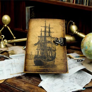 Diario de viaje marinero vintage de cuero: cuaderno artesanal con candado en forma de barco pirata / Diario de viaje náutico