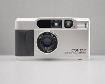 【名品】CONTAX T2 セット Contax T2 60 Years Limited Edition With Original Packaging - Point