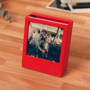 Polaroid holds 25+ photos - for Polaroid 600 and iType  - tabletop - snapstack storage frames