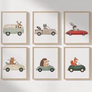 Set di stampe con animali alla guida di auto d'epoca, decorazione per la cameretta dei bambini (download digitale) immagine 2
