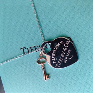 Tiffanys return to heart necklace - Etsy 日本 Tiffanys return to heart necklace - Etsy 日本
