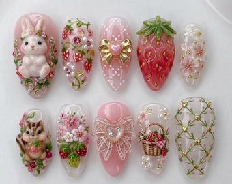Strawberry Garden Press On Nails / 3D Hase Chipmunk Floral Art / Süßes Cottagecore Pink / Handgefertigtes Statement Set