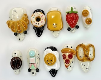 Cute 3D Kawaii Food Press On Nails Set Breakfast Pretzel Pizza Donut Strawberry Toast Egg Coffee Speckle Fake Nails