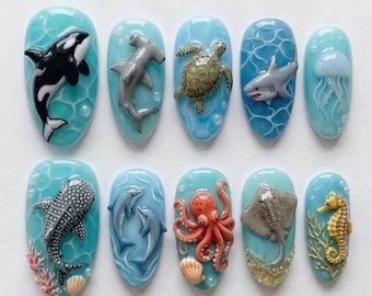 Unghie finte con animali marini / Unghie 3D con creature marine / Unghie per vacanze al mare / Unghie con delfini, squali e tartarughe / Unghie estive a tema oceano
