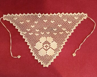 Handmade Yellow Lace Bandana: Elegant Custom Design