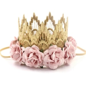 Corona in pizzo per bambina Blush / Tiara con fiori per il primo compleanno / Vestito per il primo compleanno / Regalo per neonata / Sienna MINI / oro + blush