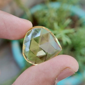 AAA Natural Yellow Quartz Checkerboard Cut - Large Romantic Gemstone for Statement Pendants - High Luster 20mm+