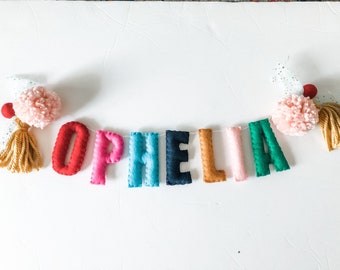 Felt Name Garland//pompom Garland•felt banner•walldecor•party decor•girlsroomdecor•personalized•feltgarland•Pompoms•neutral•name banner