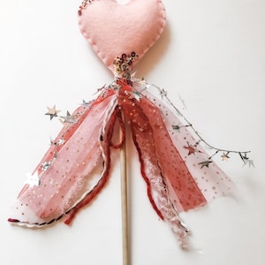 Valentine’s Day Wand//magicwand•heart wand•woodenwand•animalwand•flower wand•magical•makebelieve•imagination•wand•Scanditoys•Valentine’sday