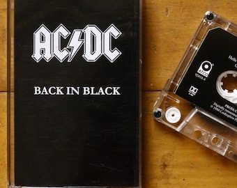 AC/DC – Cassette Tape Back in Black | Hard Rock 1980 | Objet de Collection Vintage