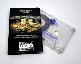 Limp Bizkit – Chocolate Starfish and the Hot Dog Flavored Water / Cassette 2000 / Interscope Records