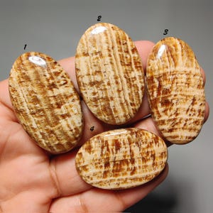 Cabujón de aragonita natural – Piedra preciosa de base plana para la fabricación de joyas (37-42 mm) imagen 1