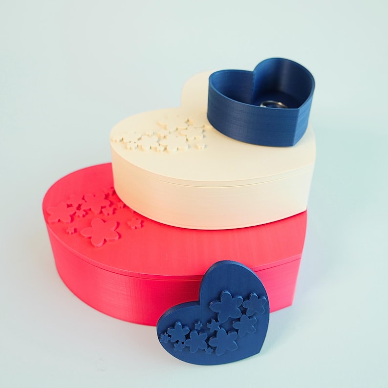 3D Print Gift Box STL files digital download for Valentine’s gifts and anniversary love box ideas.