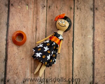 Clothespin Doll, Clothes Pin Doll, Halloween Doll Handmade, Cute Autumn Decor, Halloween Peg Doll, Wooden Doll, Dollhouse Miniature