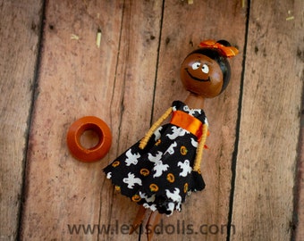 Halloween Collectible Doll, Autumn Gift Ideas, Fall Peg Dolls, Halloween Decoration, African American Figurine, Wooden Toys, Black Girl Doll