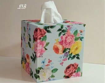 MINT ROSE FLORAL Tissue Box Cover - Decorative Felt in Mint w/Rose Print,Square Tissue Holder,Home,Office,Kitchen,Bath