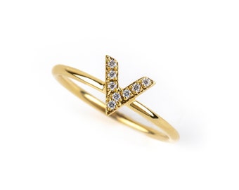 Solid Gold V ring, precious gemstone jewelry, golden Chevron ring