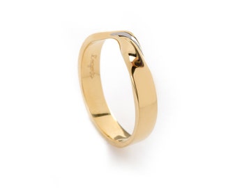 Solid Gold Mobius band, infinity ring simple, wedding band eternity