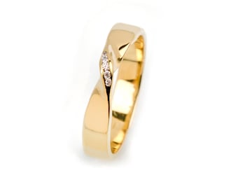 Gold Mobius ring with Diamonds, solid gold infinity ring, elegant band ring timeless