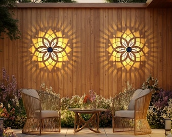 Luz solar para cercas, luz de pared de metal geométrica para terraza o jardín, decoración exterior.