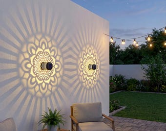 Flower-Shaped Solar Fence Lights, Metal Outdoor Deck/Step Wall Lights, Suitable For Garden Decoration.