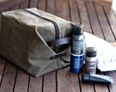 Waxed canvas dopp kit - Traveler bag - groomsman gift - Cosmetic bag - Waxed Canvas bag - dopp kit - personalized gift - for man
