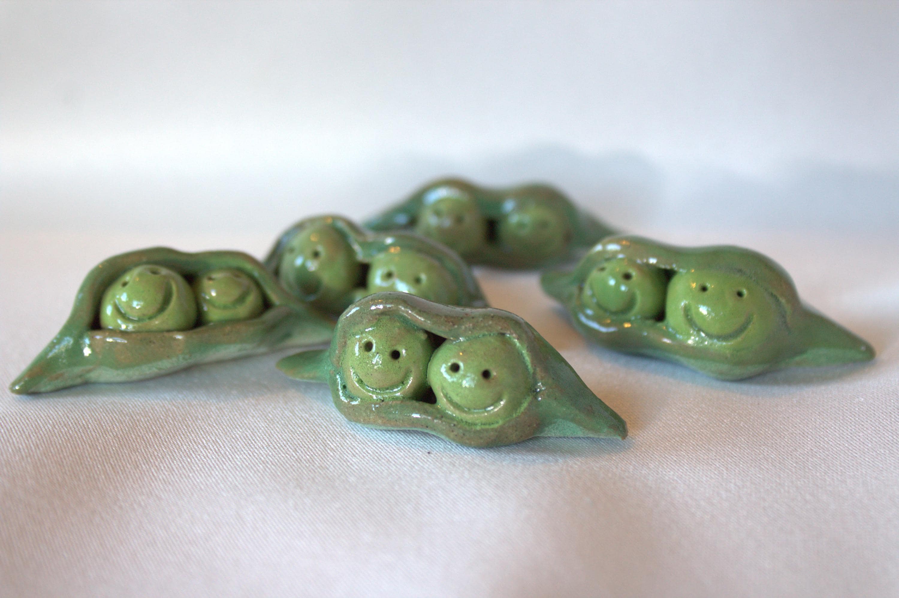 Hand Sculpted Stoneware Peas in A Pod Family: Glazed Pottery Gift