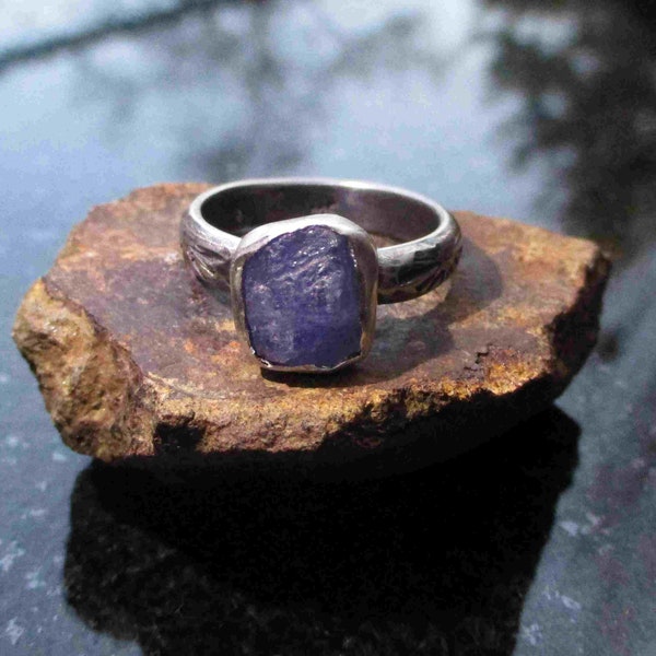 Raw Tanzanite Ring, Size 7, Set in 925 Sterling Silver, Crystal Stacking Ring December Birthstone Gift, Stamped Textured Band