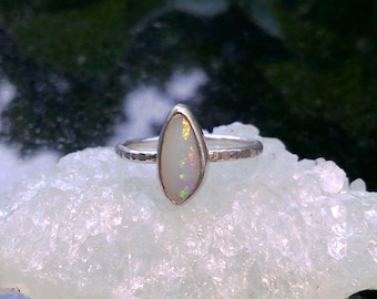 Handgemaakte opaalring: sterlingzilver, maat 6,5, Australian Opal, ringen voor dames
