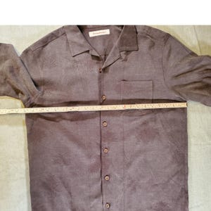 Tommy Bahama - Chemise guitare marron en soie Plugged Into Paradise Tour 1993 pour homme, moyenne image 4