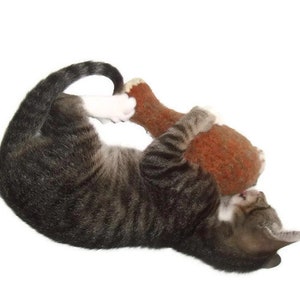 Cats Love Ewe Chicken Leg Cat Toy, Chicken Drumstick Kicker Toy, Wool Cat Toy, Eco Friendly, ETSY BESTSELLER image 4