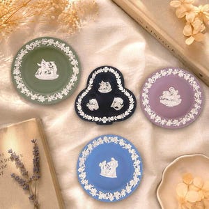 Lilac Wedgwood - Etsy