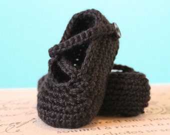 Instant Download - CROCHET PATTERN PDF - Crochet Baby Girl Booties - Chloe Booties