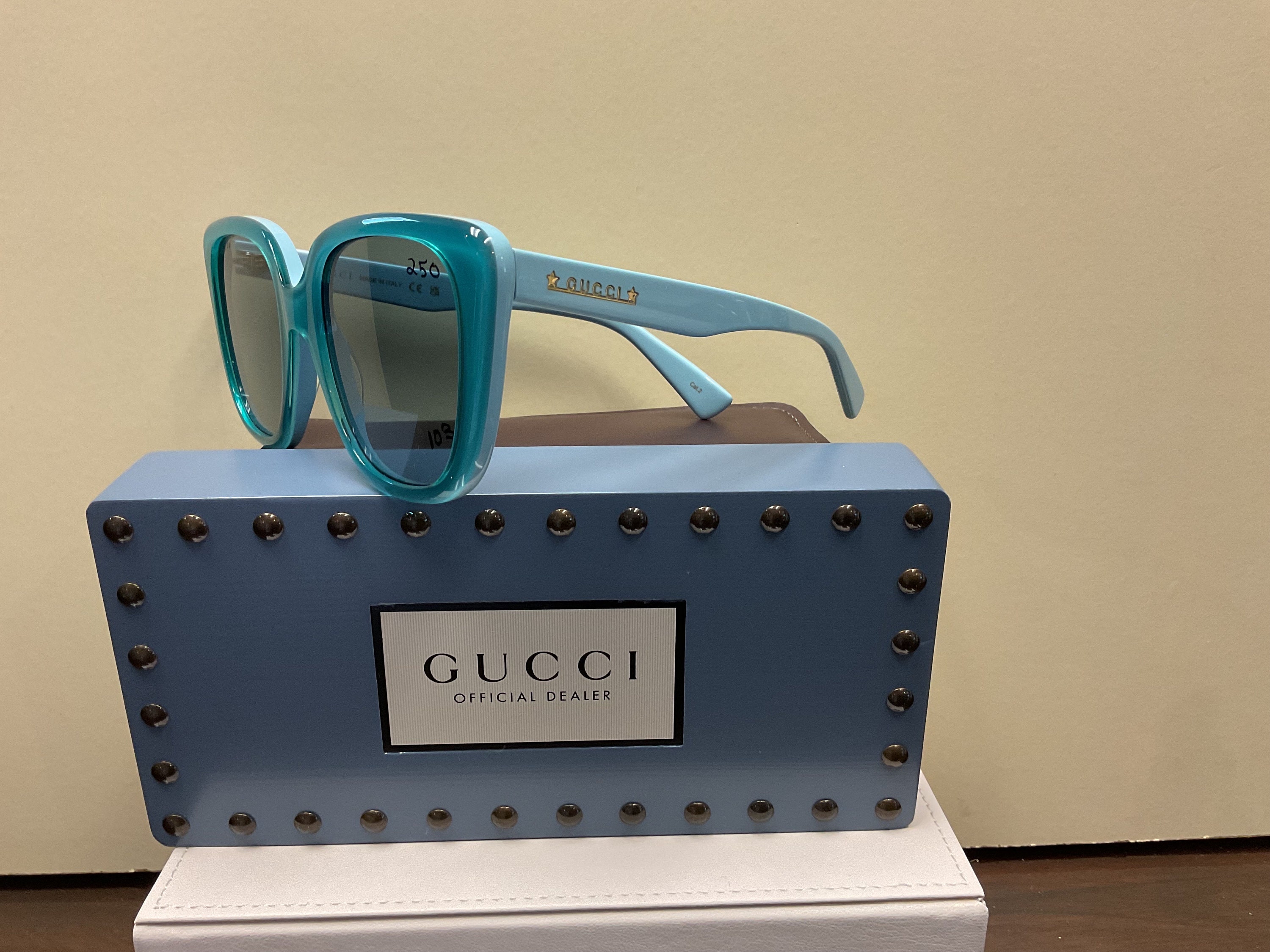 Gucci Teal Sunglasses Gucci GG0517S Womens Polarized BIFOCAL Sunglasses Black Blue  main image 2