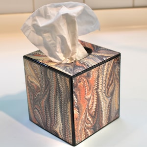 Italian Marbling Tissue Box Cover