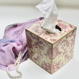 Pink Toile Tissue Box Cover