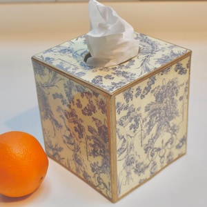 Blue Toile Tissue Box Cover