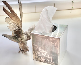 NEW!    Smoky Argent Tissue Box Cover