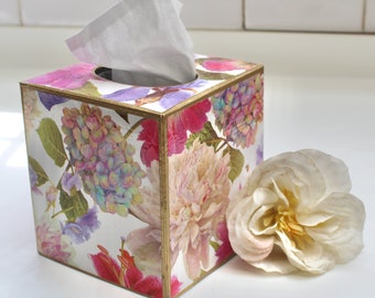 Peony Floral Design Paper Mache Tissue Box Cover 