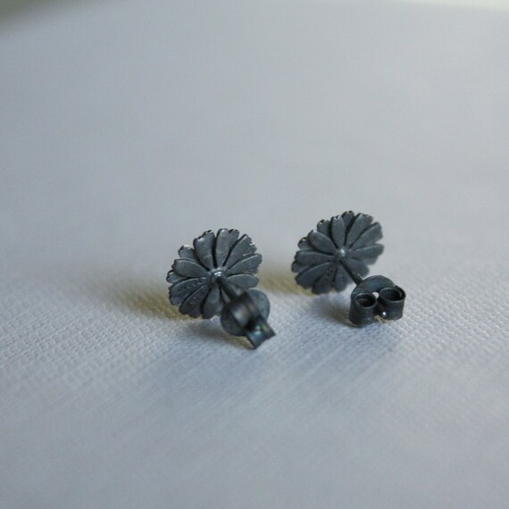Sterling Silver Daisy Stud Earrings View 3