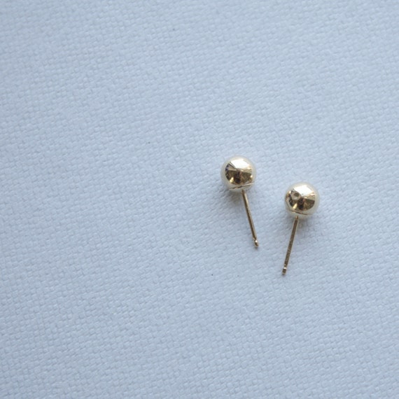 14K Gold Ball Stud Earrings