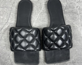 Bottega Veneta Sandals Women's 7M Black Quilted Padded Flat