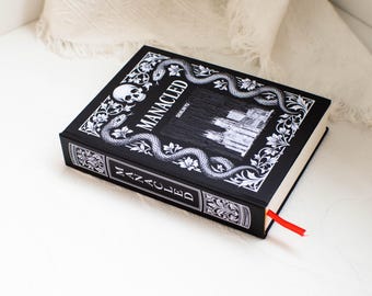 Livre menotté : roman complet, couverture rigide illustrée édition 3-en-1