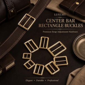 Puede incluir: Una colección de hebillas rectangulares de metal dorado con barra central dispuestas en círculo, con una hebilla sujeta a una correa de cuero marrón oscuro. El texto LUXURY CENTER BAR RECTANGLE BUCKLES Premium Strap Adjustment Hardware es visible.